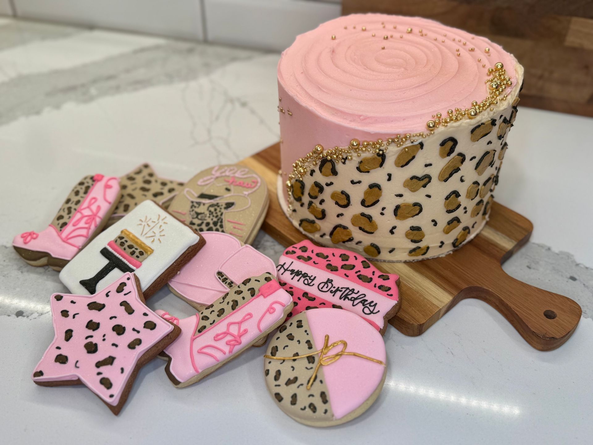 Cheetah cake