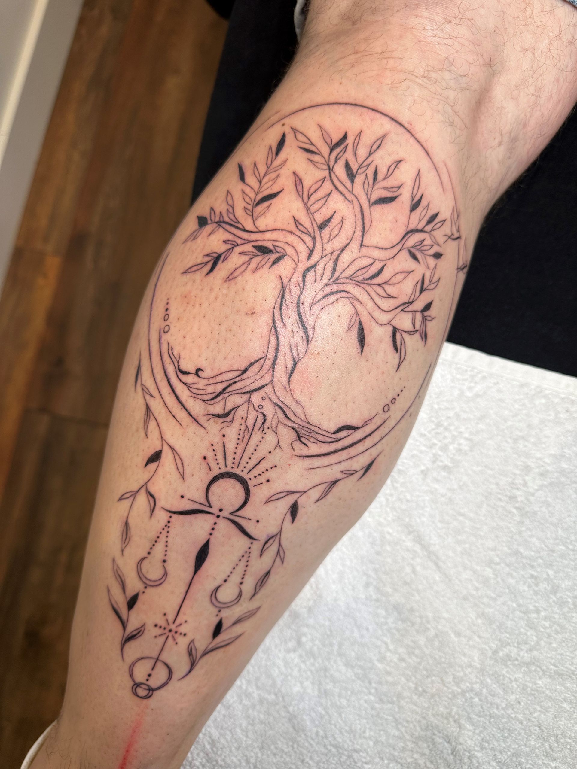 fine line tattoo kuit