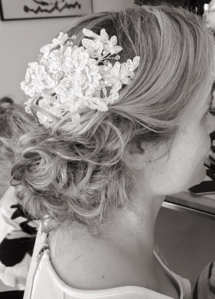 professionele bruidsmake-up en bruidskapsel in hilvarenbeek.