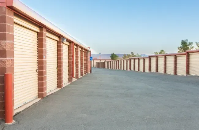 Storage options from STOR-N-LOCK Self Storage in Hurricane, Utah