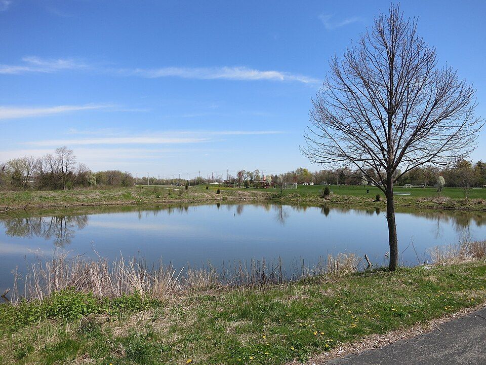 Red Hawk Park Carol Stream Illinois showing the DuPage County park within the recreation network Armstrong Park anchors