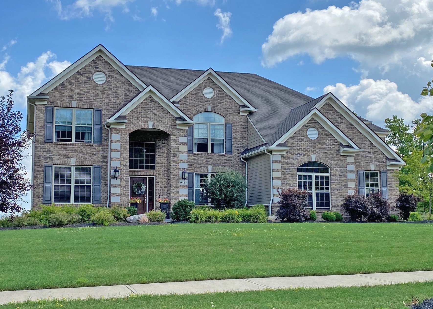 New Luxury Homes Avon OH New Custom Homes Fieldstone Landings Parkview Custom Homes