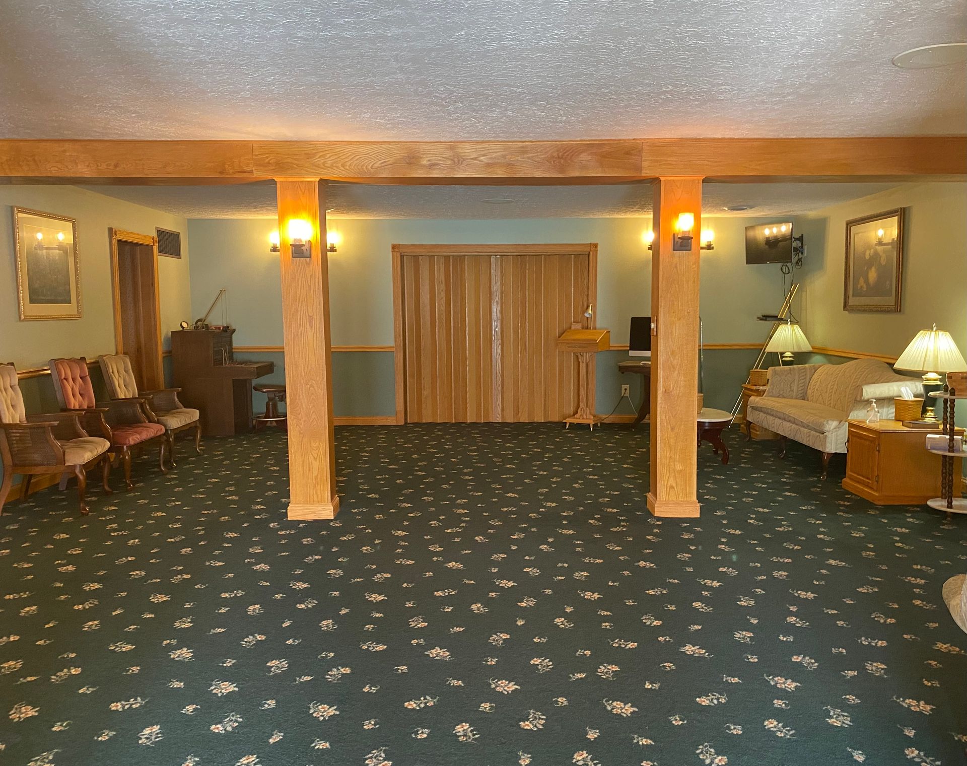 White-Schwarzel Funeral Home Viewing Area