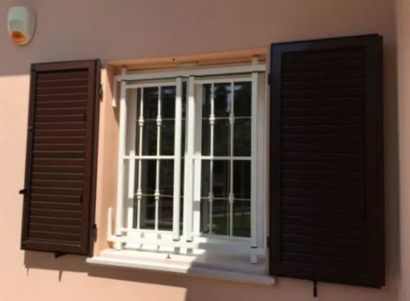 produzione grate antintrusione