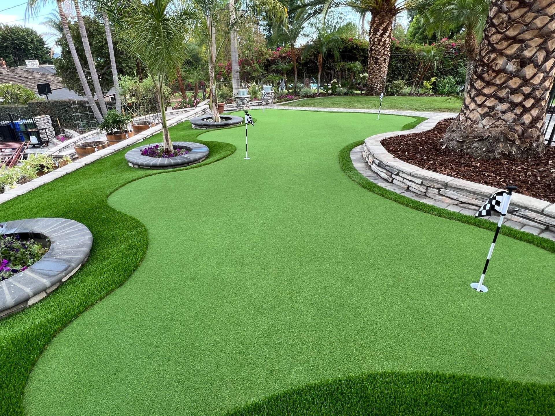 fake grass putting green