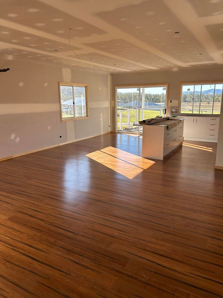 House With A Large Porch And A Blue Sky In The Background — Builder In Gympie, QLD