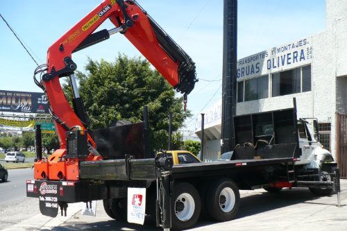 GRUAS OLIVERA