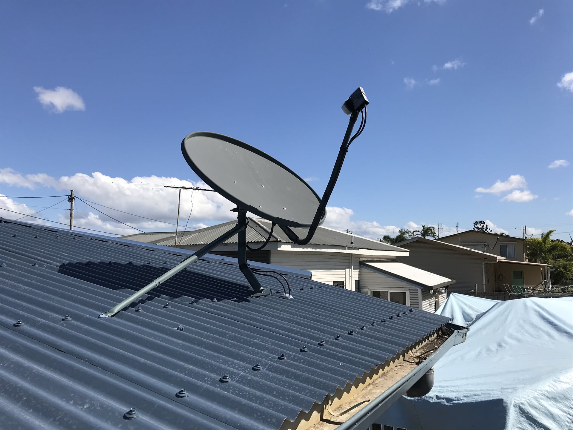 APEX Antenna Solutions Whitsundays Antenna Satellite
