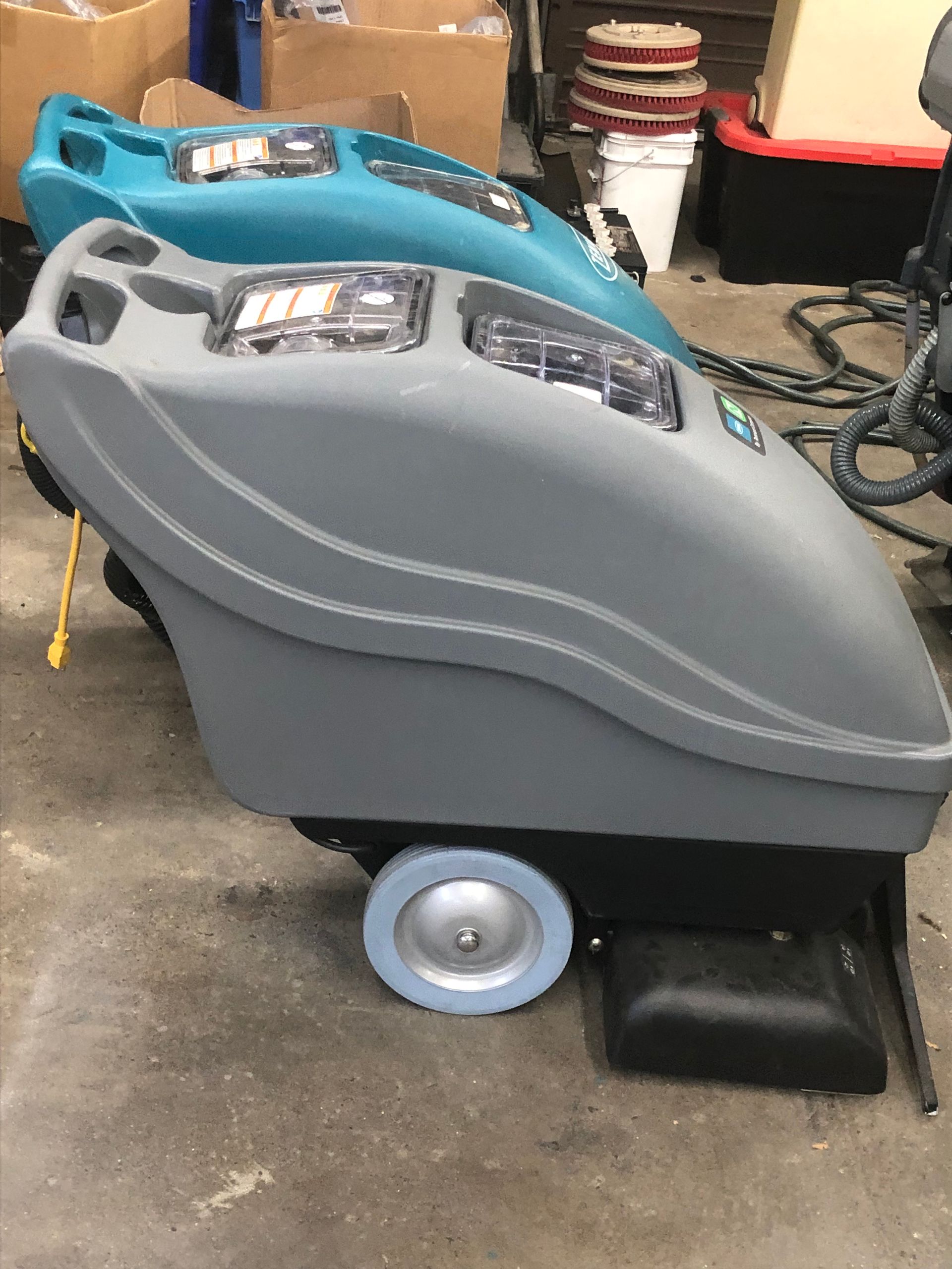 Nobles carpet extractor
