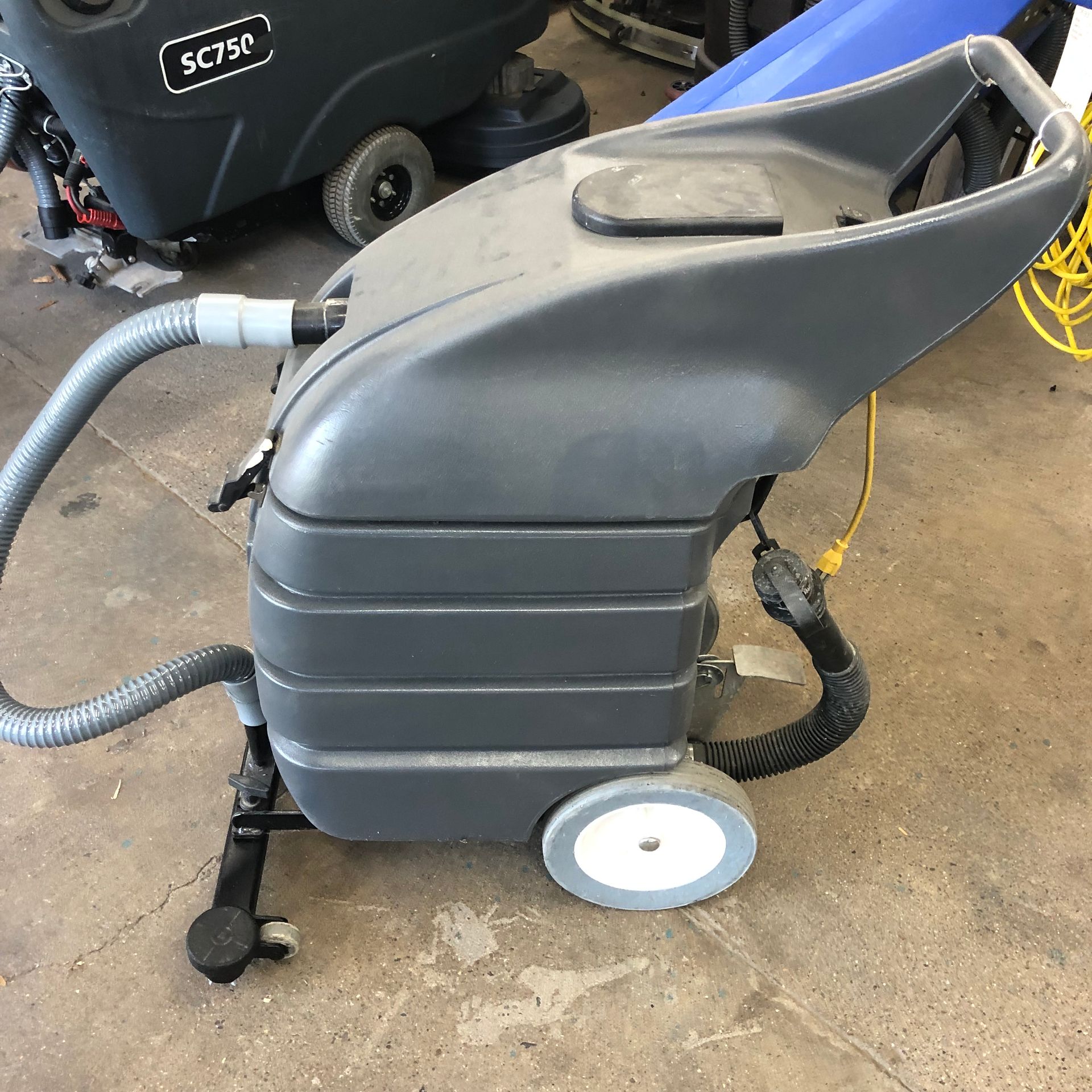 nobles wet vac