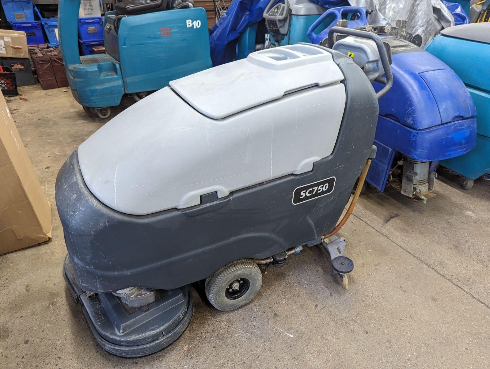 Advance SC750