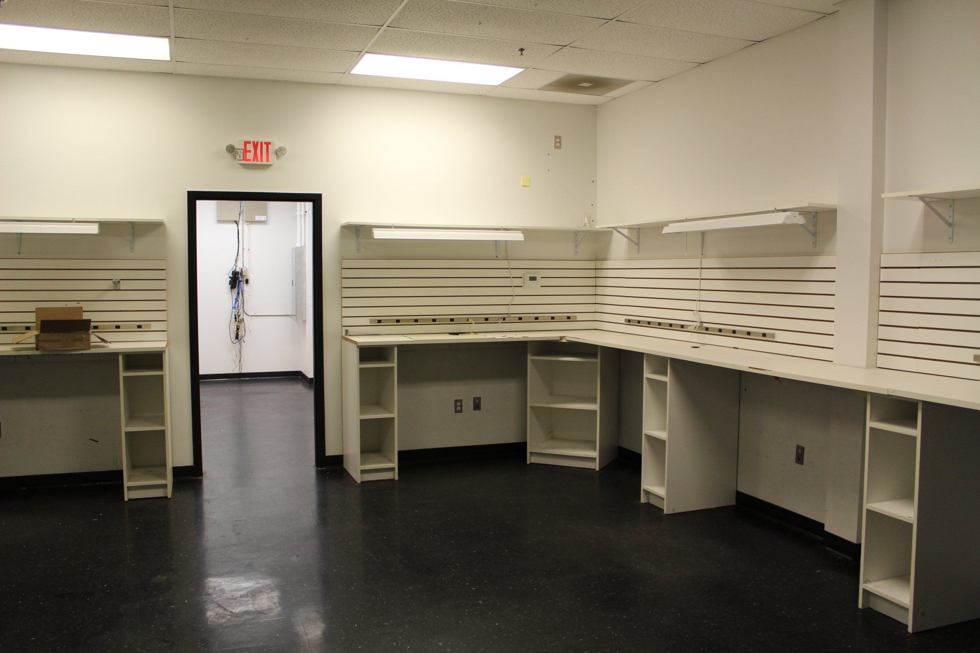 Interior of Broadway Shops Suite 103 in Mid-Missouri | Lindner Properties