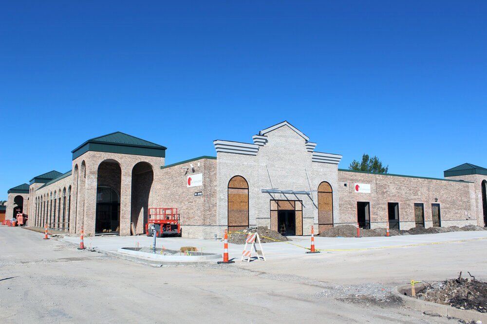 Lindner Properties Nifong Shopping Center Suite 100 in Columbia, MO Property Overview