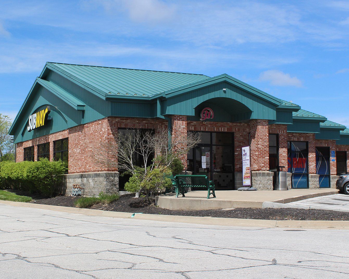 Forum Shopping Center Suite 101 | Subway | Lindner Properties