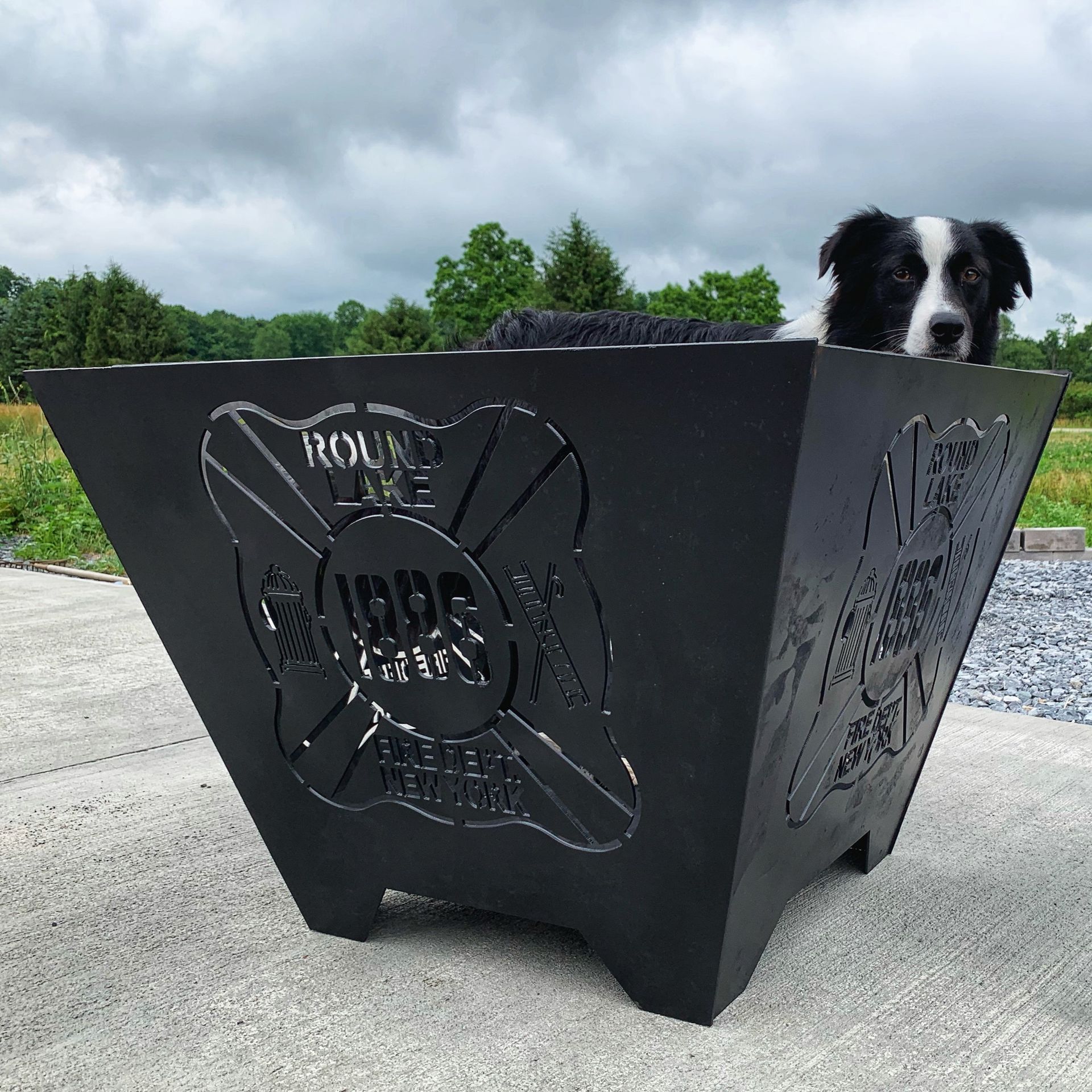 metal fireplace 