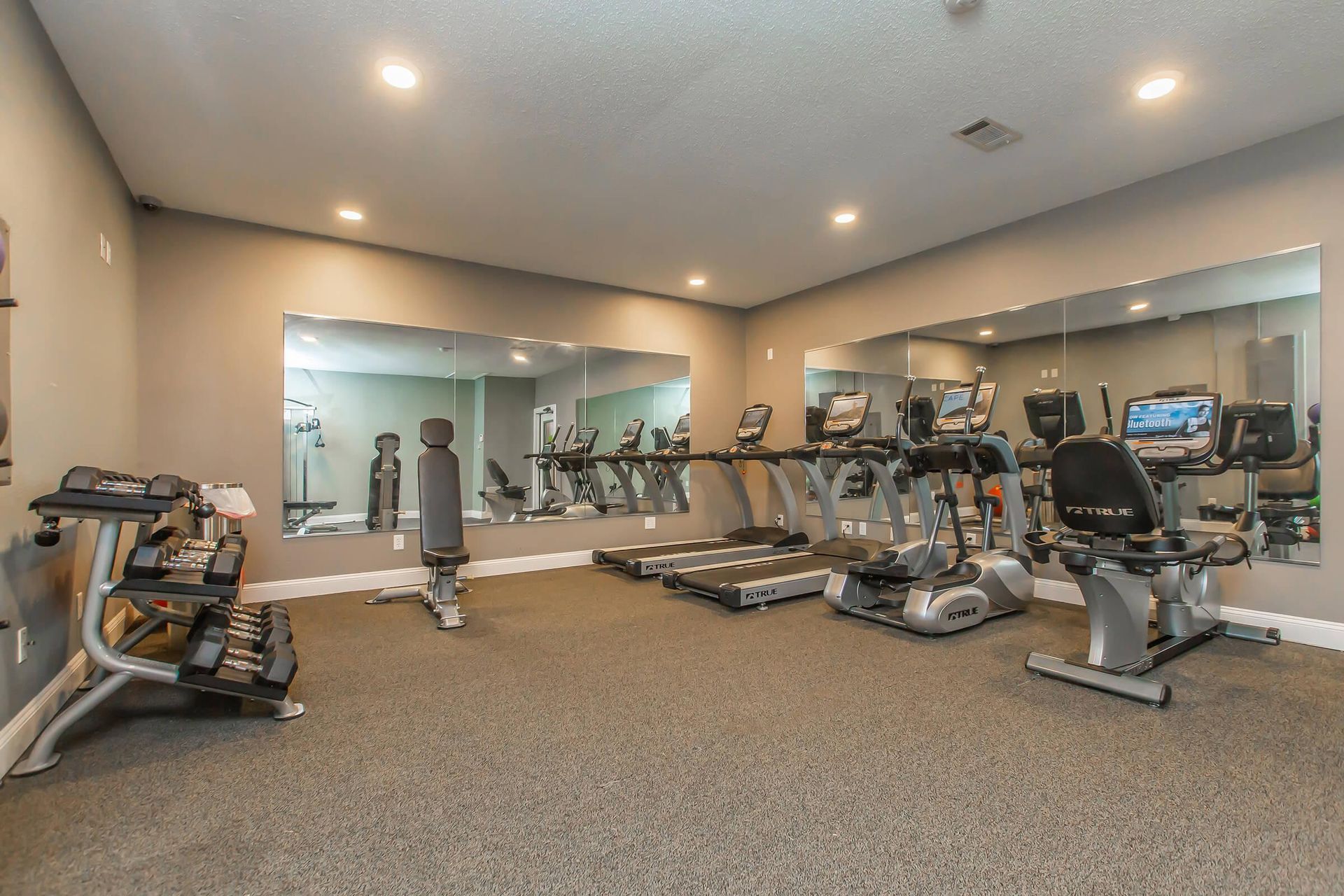Amenities Apartments Near Tanger Outlets Southhaven