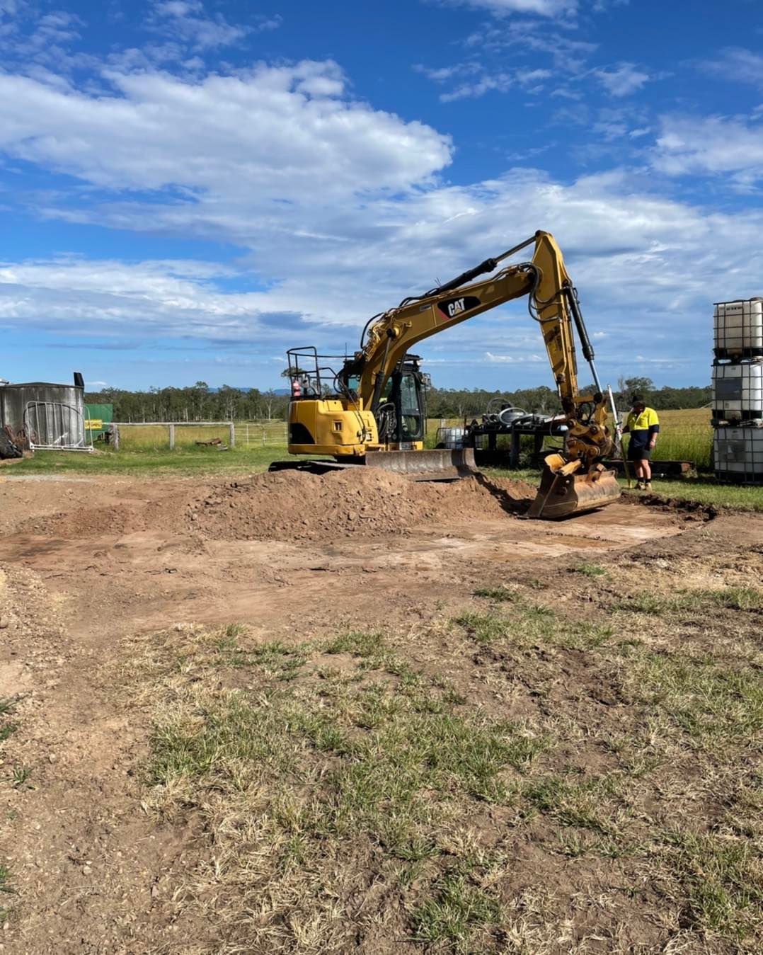 Excavator Preparing on Land - Professional Earthmovers in Grafton, NSW