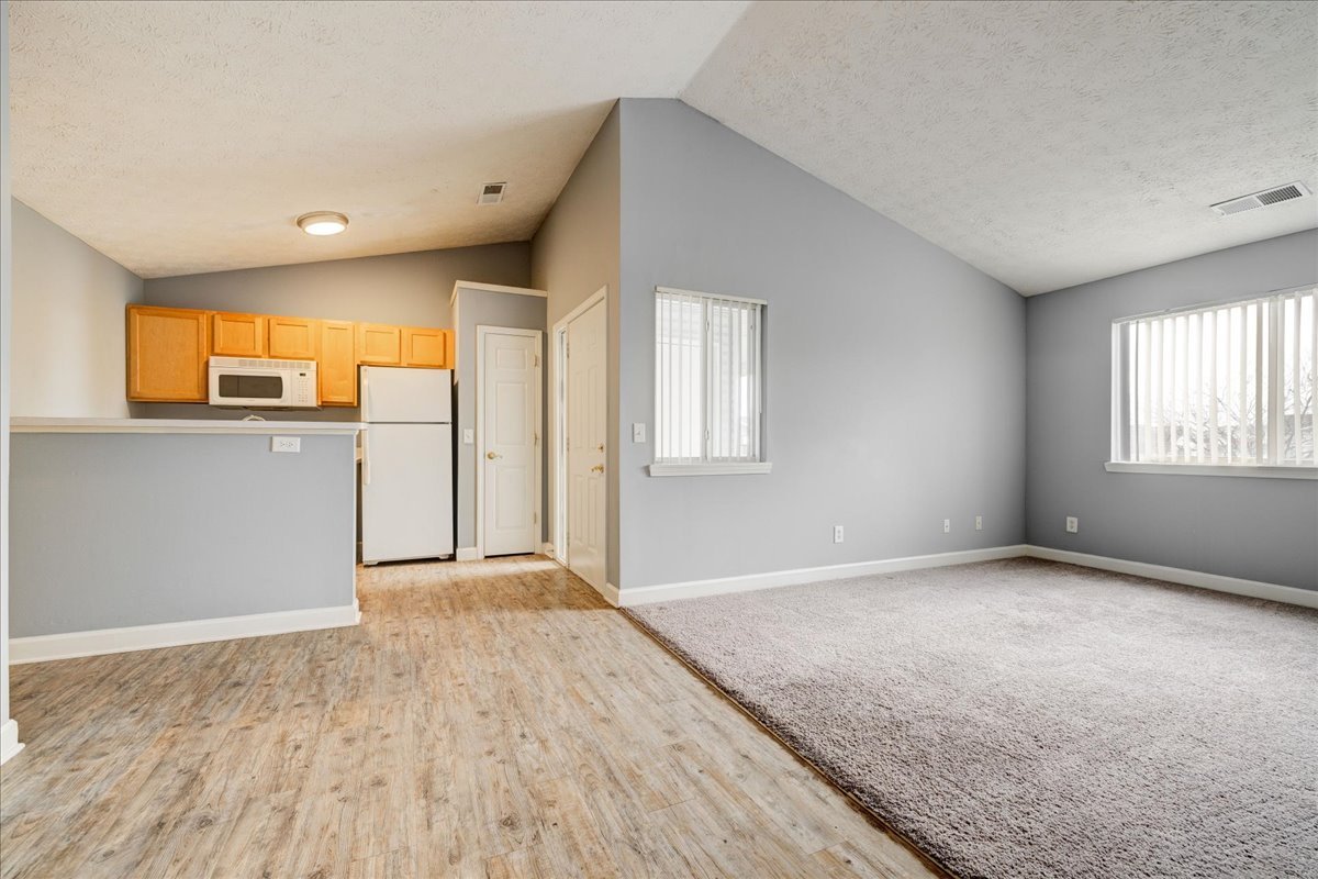 Cross Lake Apartments Apartment for Rent in Evansville