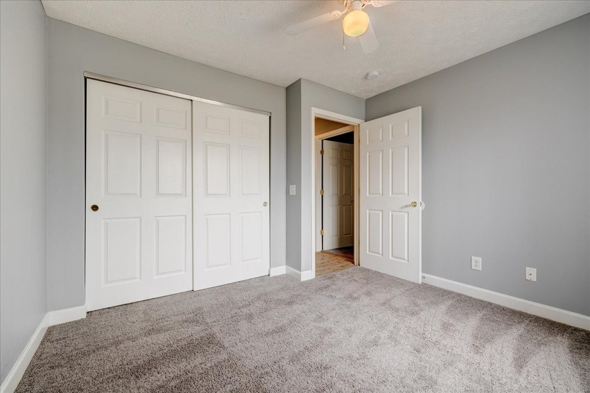 Cross Lake Apartments Apartment for Rent in Evansville