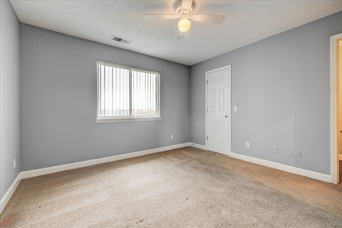 Cross Lake Apartments Apartment for Rent in Evansville