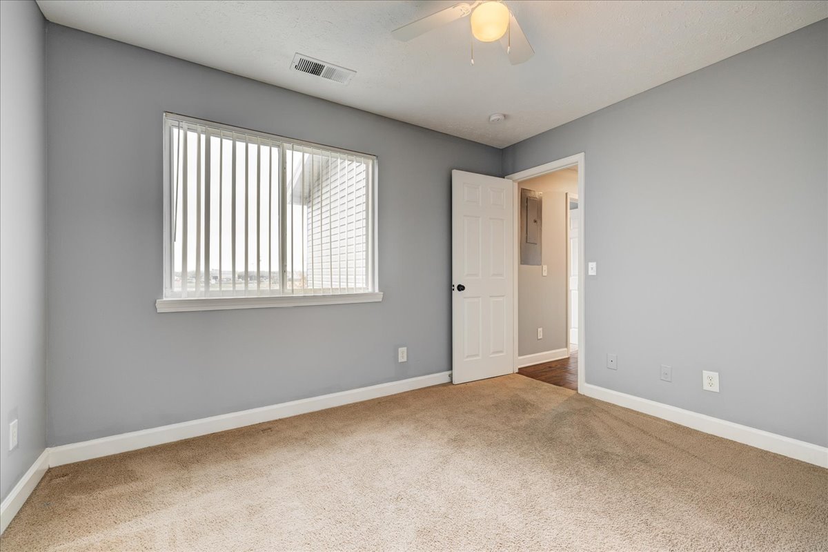 Cross Lake Apartments Apartment for Rent in Evansville