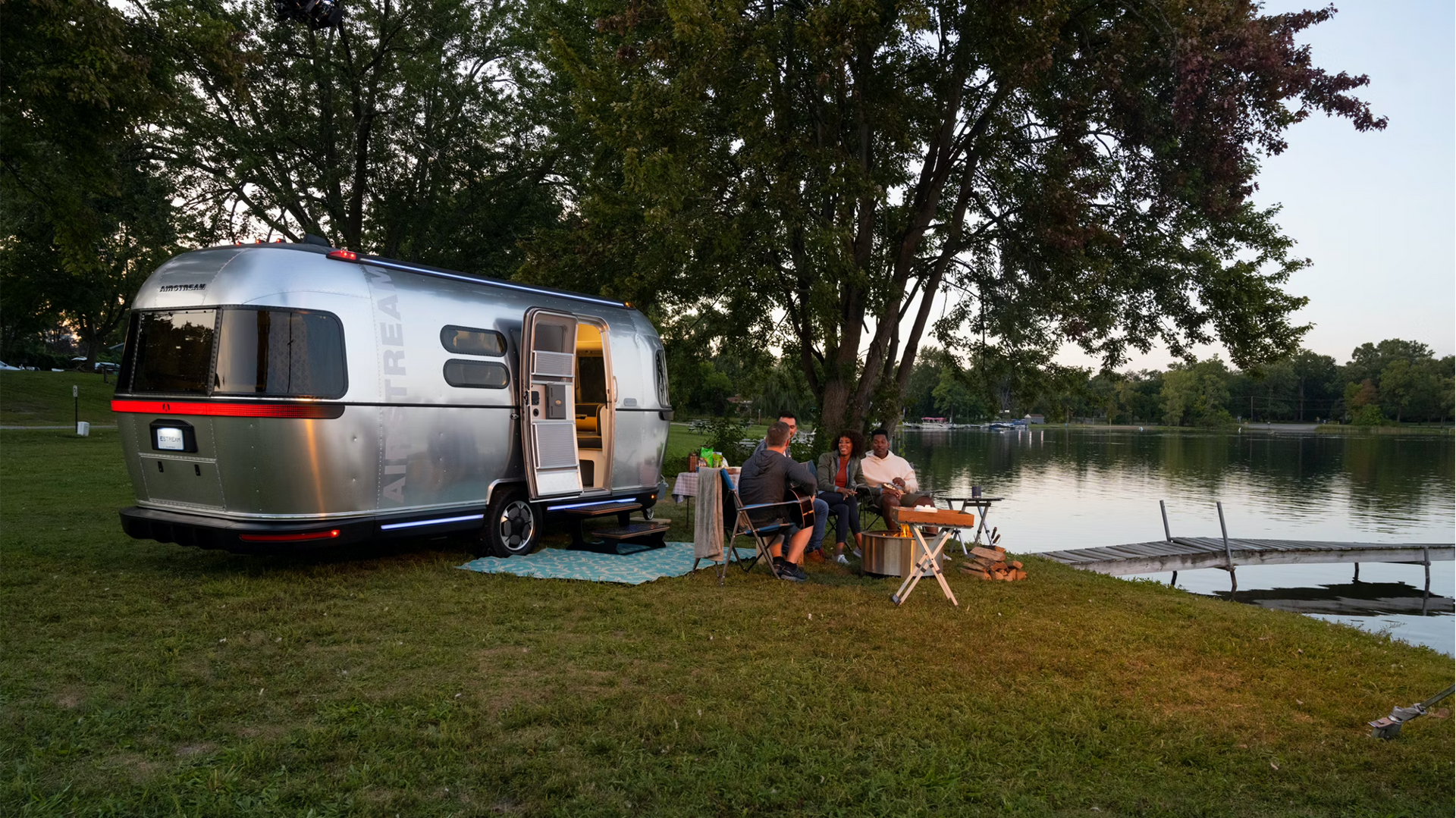 Airstream_eStream_husbilar_husvagnar_vans_caravan-eskilstuna