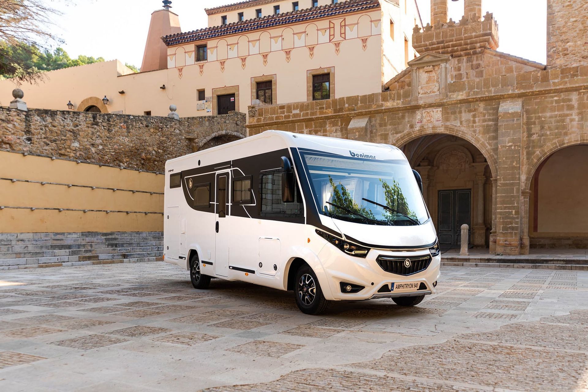 Benimar_husbilar_vans_caravan-eskilstuna