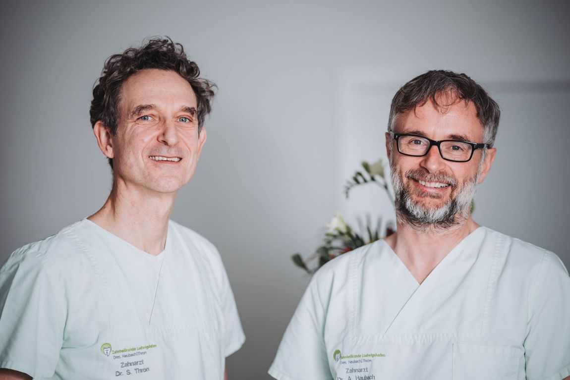 Zahnarztpraxis Ludwigshafen-Oppau - Zahnärzte Dr. Arnd Haubach und Dr. Stefan Thron Zahnarztpraxis Ludwigshafen-Oppau - Zahnärzte Dr. Arnd Haubach und Dr. Stefan Thron