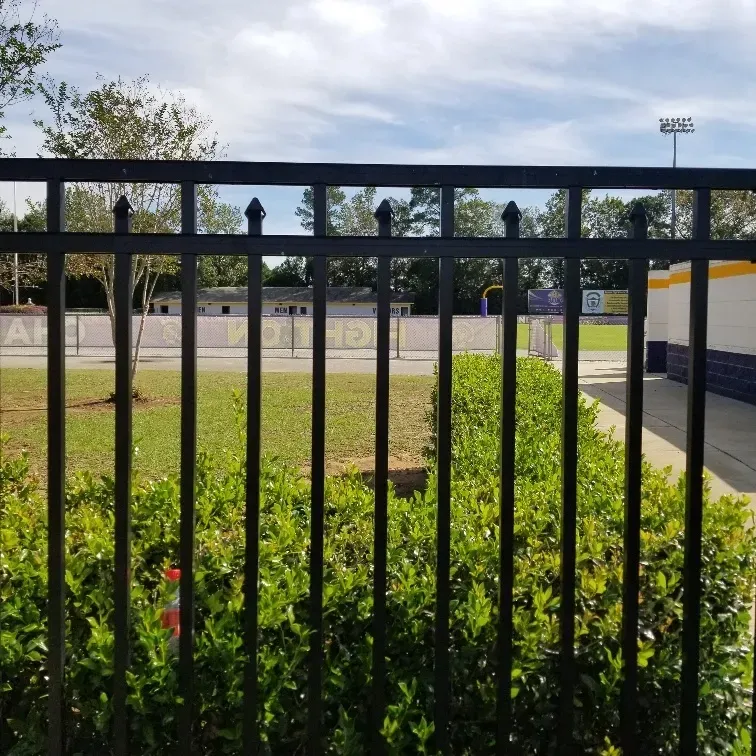 Vinyl privacy fence installation in Gulf Shores AL by Mitchell Fence Company