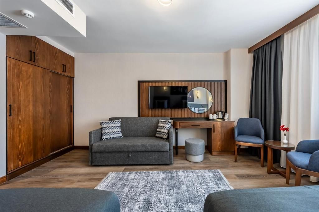 Hotel Bristol, Deluxe Family Room