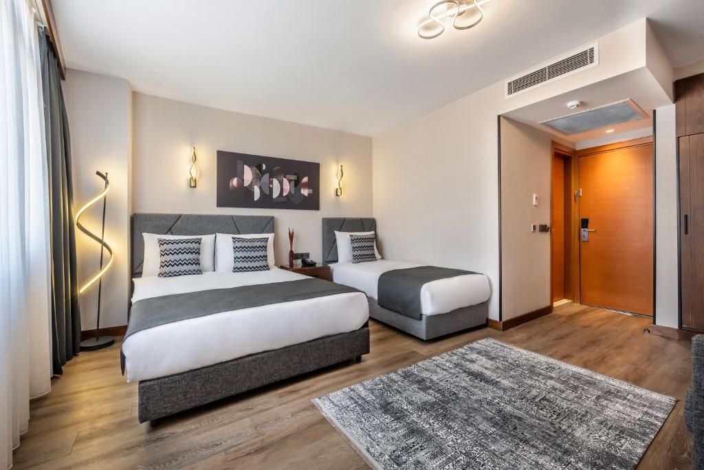 Hotel Bristol, Deluxe Family Room