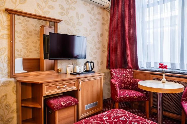 Bristol Hotel,  Standart Room
