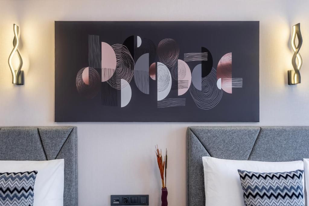 Bristol Hotel, Superior Triple Room