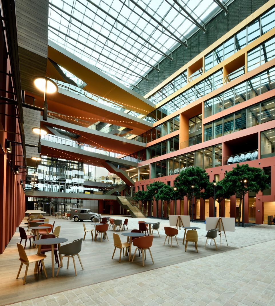 Uffici Ferrero in Lussemburgo: Parquet Rovere
