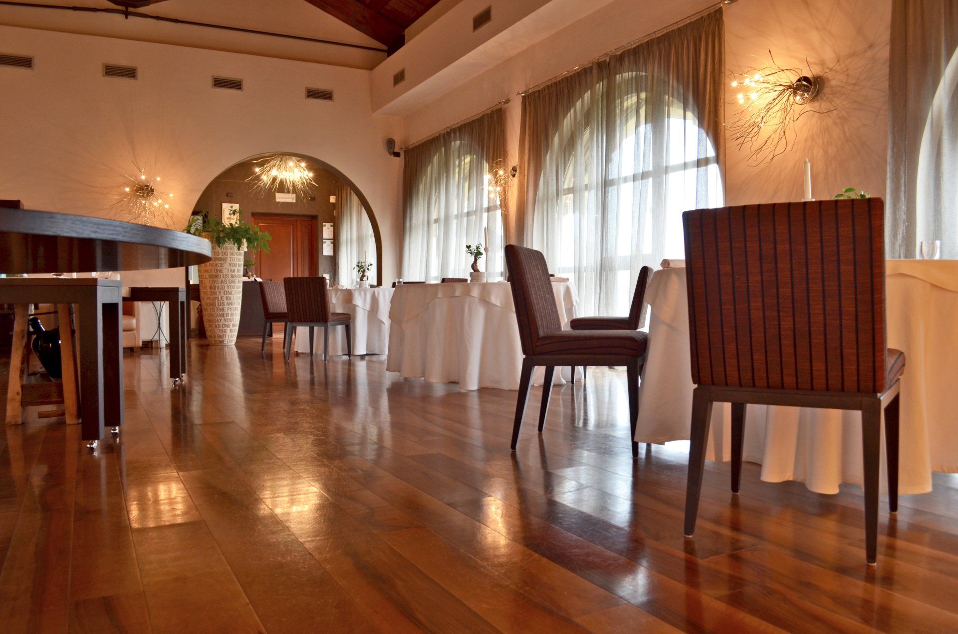 Ristorante Marcelin Montà - Parquet Noce Europeo Naturale