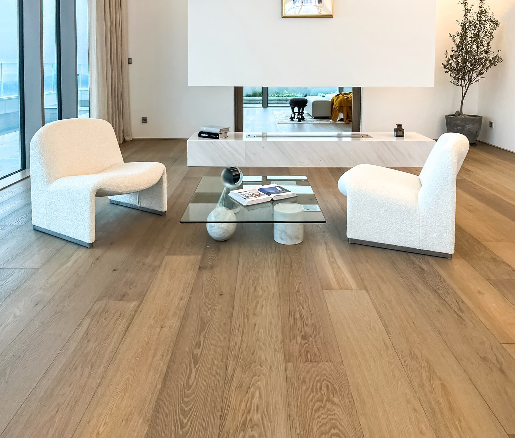 Pavimenti in Legno per Interni: Una Scelta Sostenibile per l'Eleganza Domestica