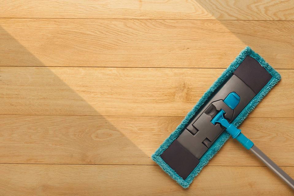 come lavare il parquet