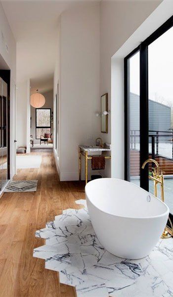 parquet e piastrelle bagno