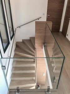 parquet scuro nero