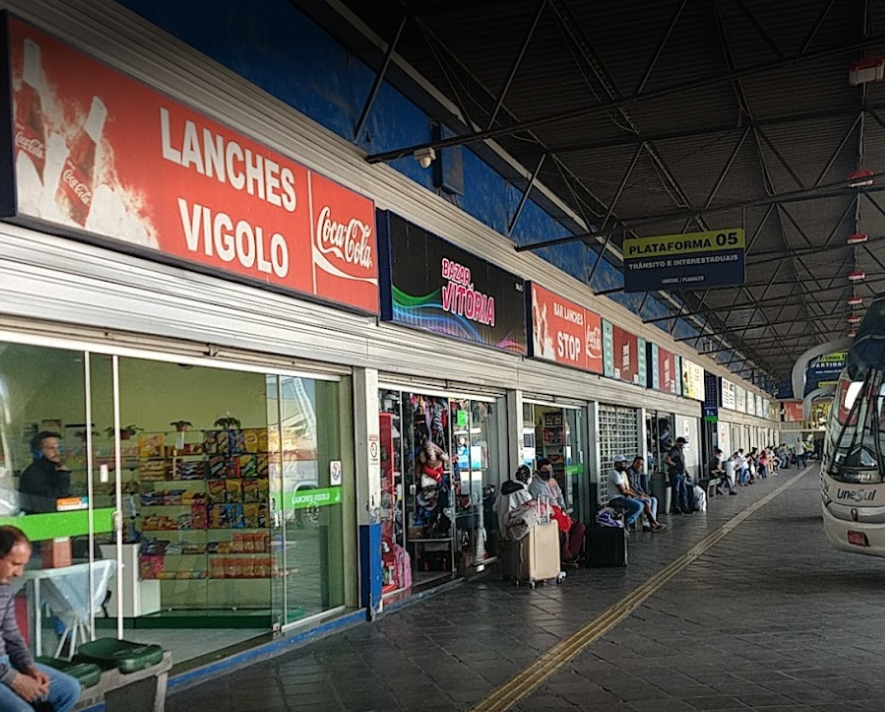 Lojas na Rodoviária de Caxias