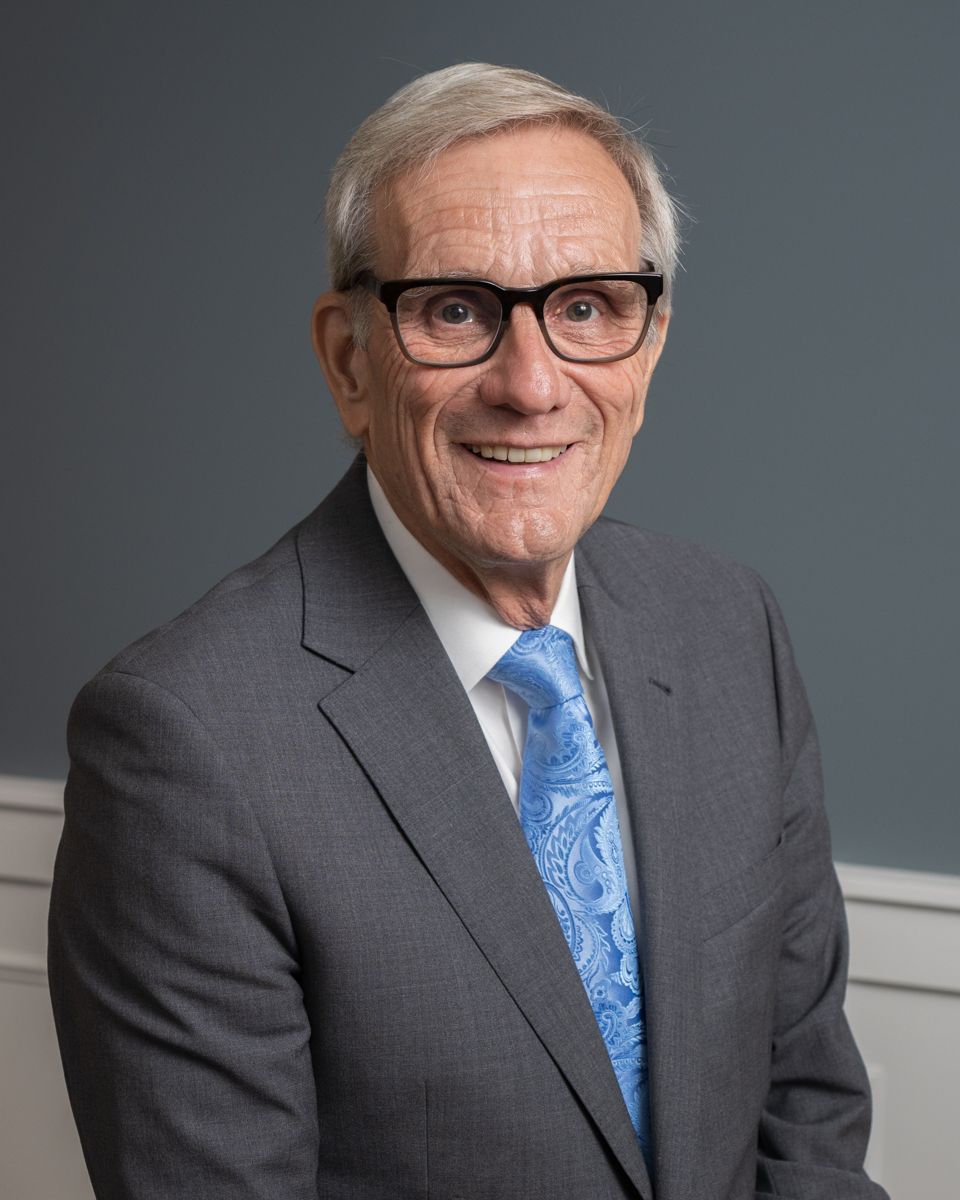 Luther Dykema