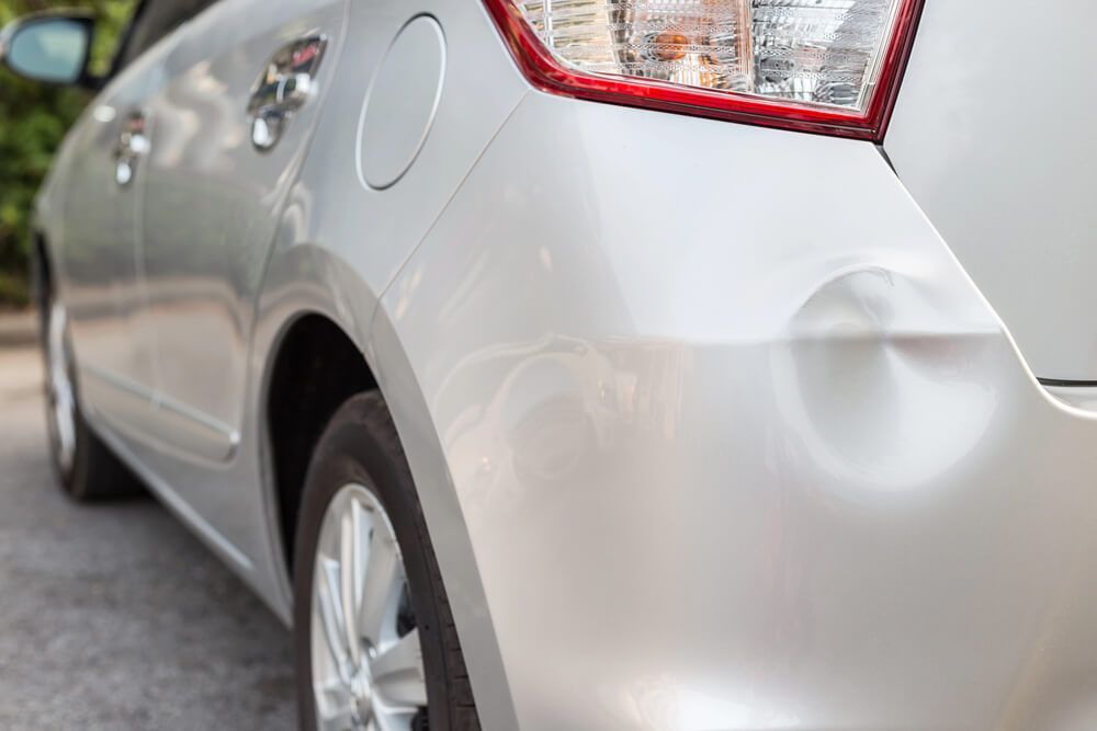 How to respond when someone hits your parked car?