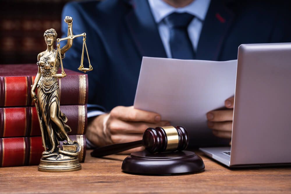 How can a lawyer help win a car accident case?