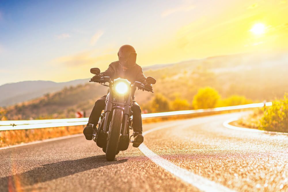 What types of motorcycles are allowed in the carpool lane? 