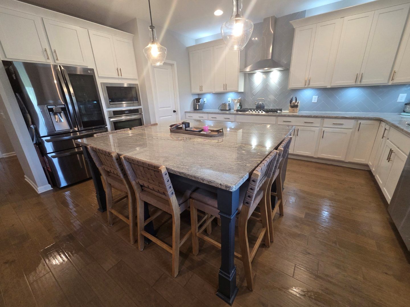 Deep house cleaning in Auburn AL near Glenn Avenue