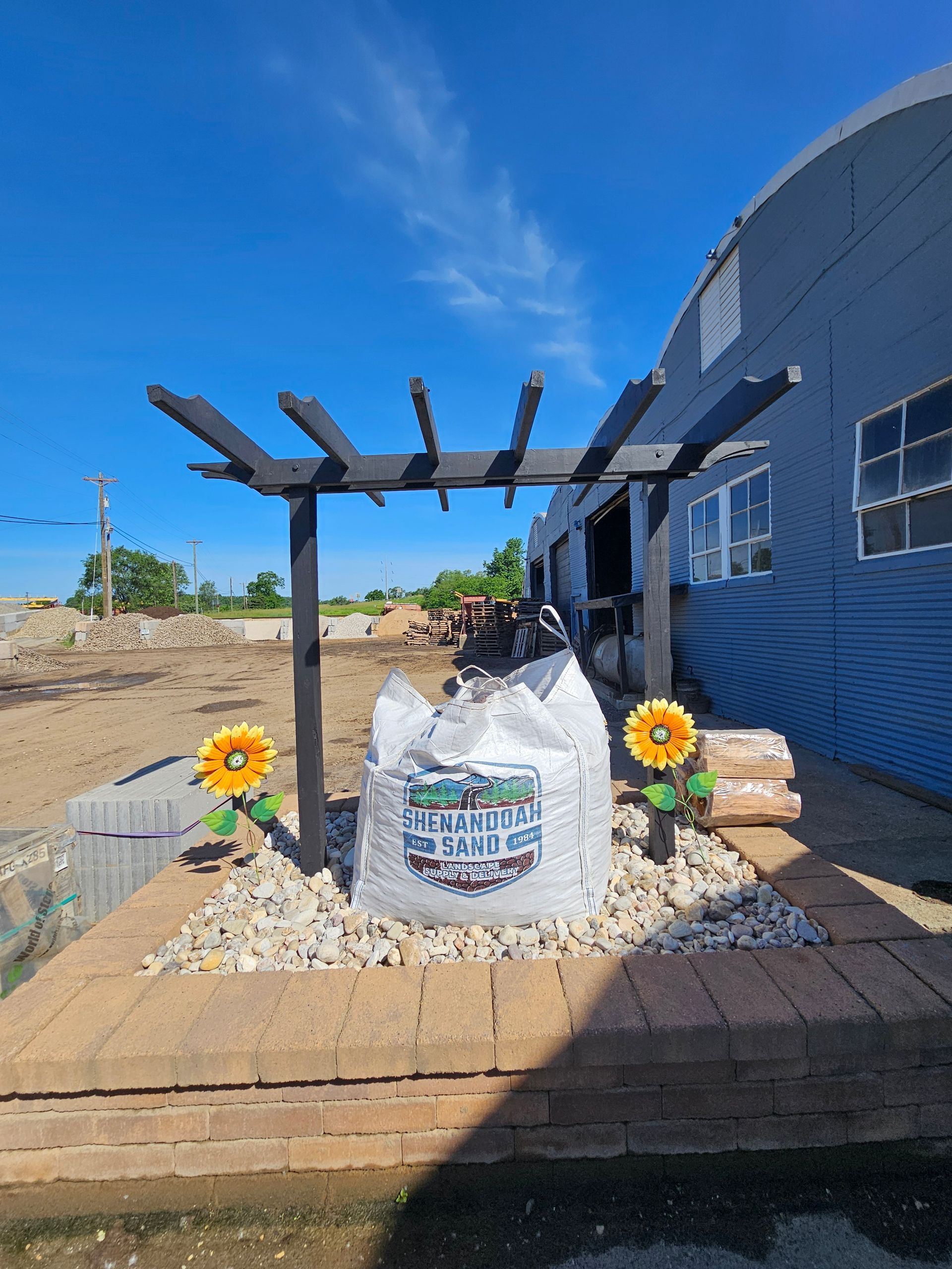 Ton Bag of Mulch — Winchester, VA — Shenandoah Sand, Inc. Ton Bag of Mulch — Winchester, VA — Shenandoah Sand, Inc.