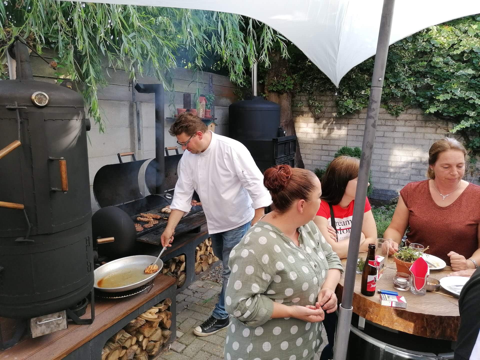 Personeelsuitje met barbecue bij Kookstudio Ik Kook Jij Ook