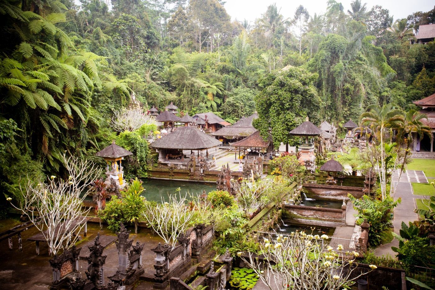 De beroemde gunung kawi tempel in sebatu, tegallalang, bali, indonesië