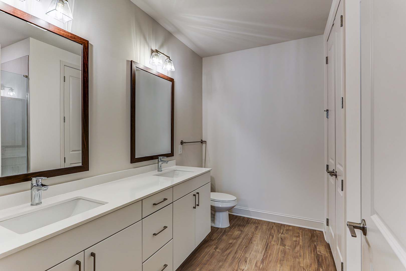 The Heights at Ridgewalk Apartments bathroom - Woodstock, GA