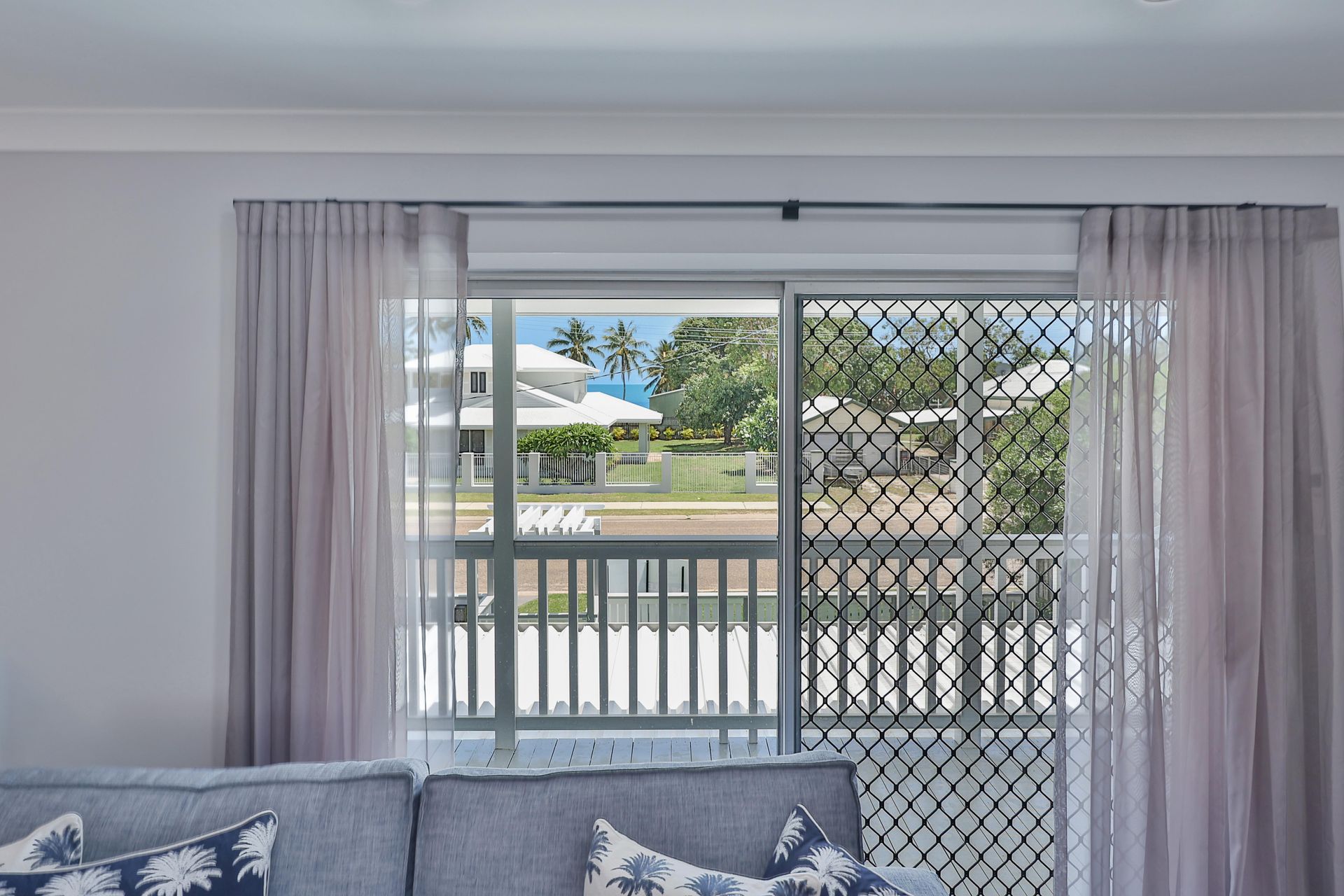 Three-Door Garage : A Spacious And Versatile Storage Solution — Experienced Builder in Bowen, QLD